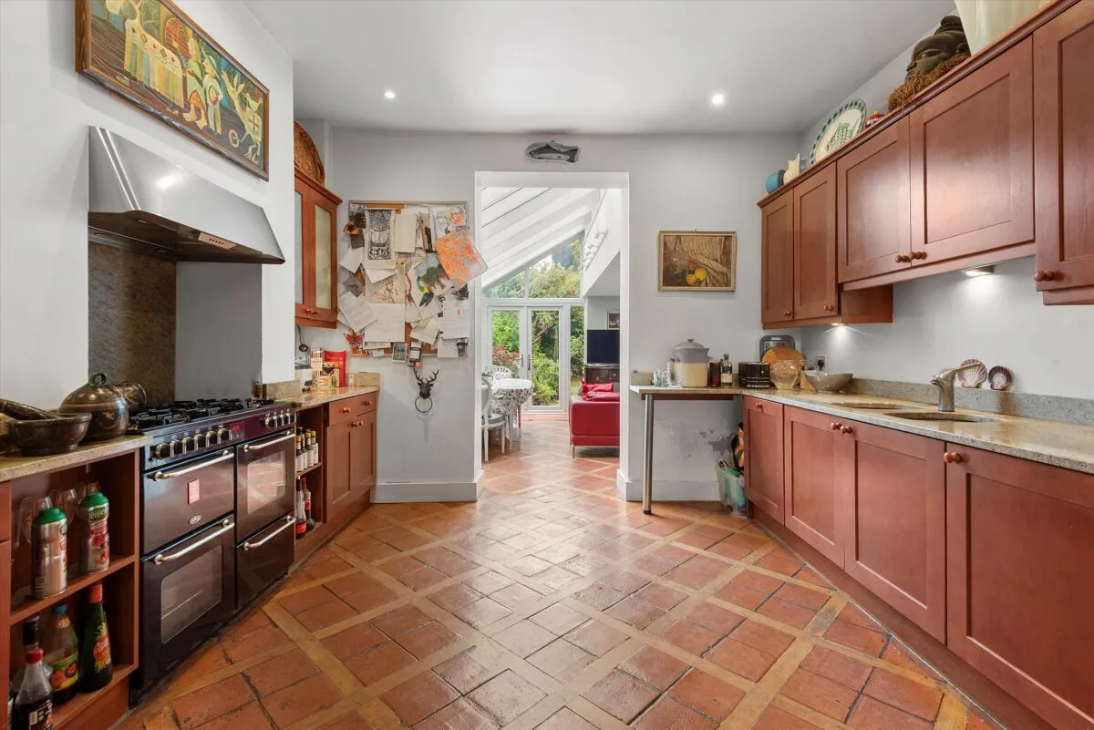 Ravenscourt Road, London, W6, photo 6