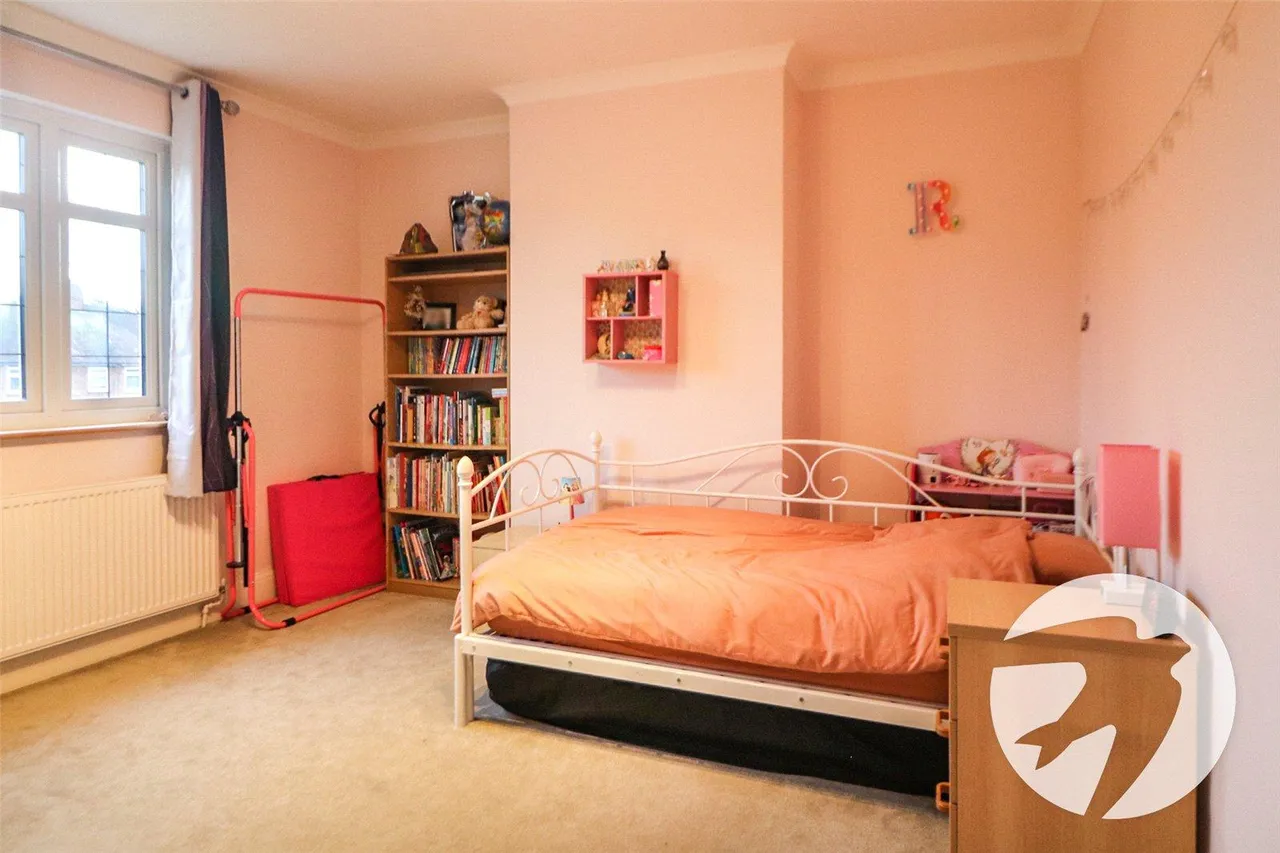 Avenue Road, Lesney Park, DA8, photo 8