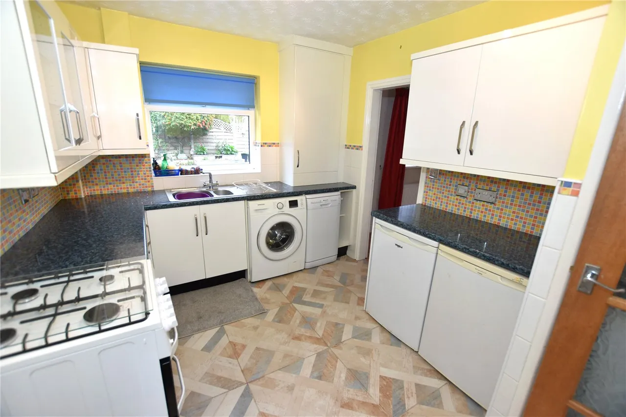 Gainsborough Road, Upton, CH49, photo 5