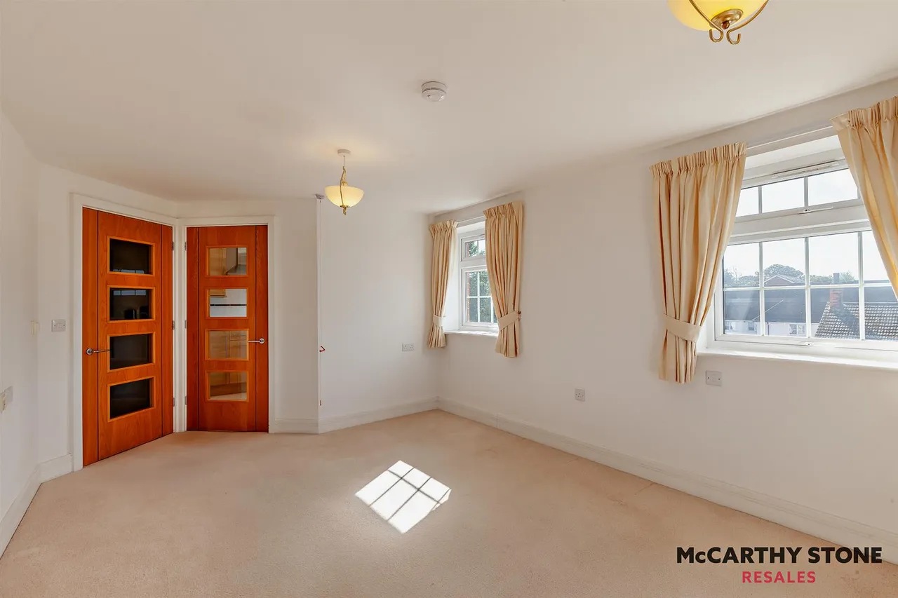 High Street, Ongar, CM5, photo 13