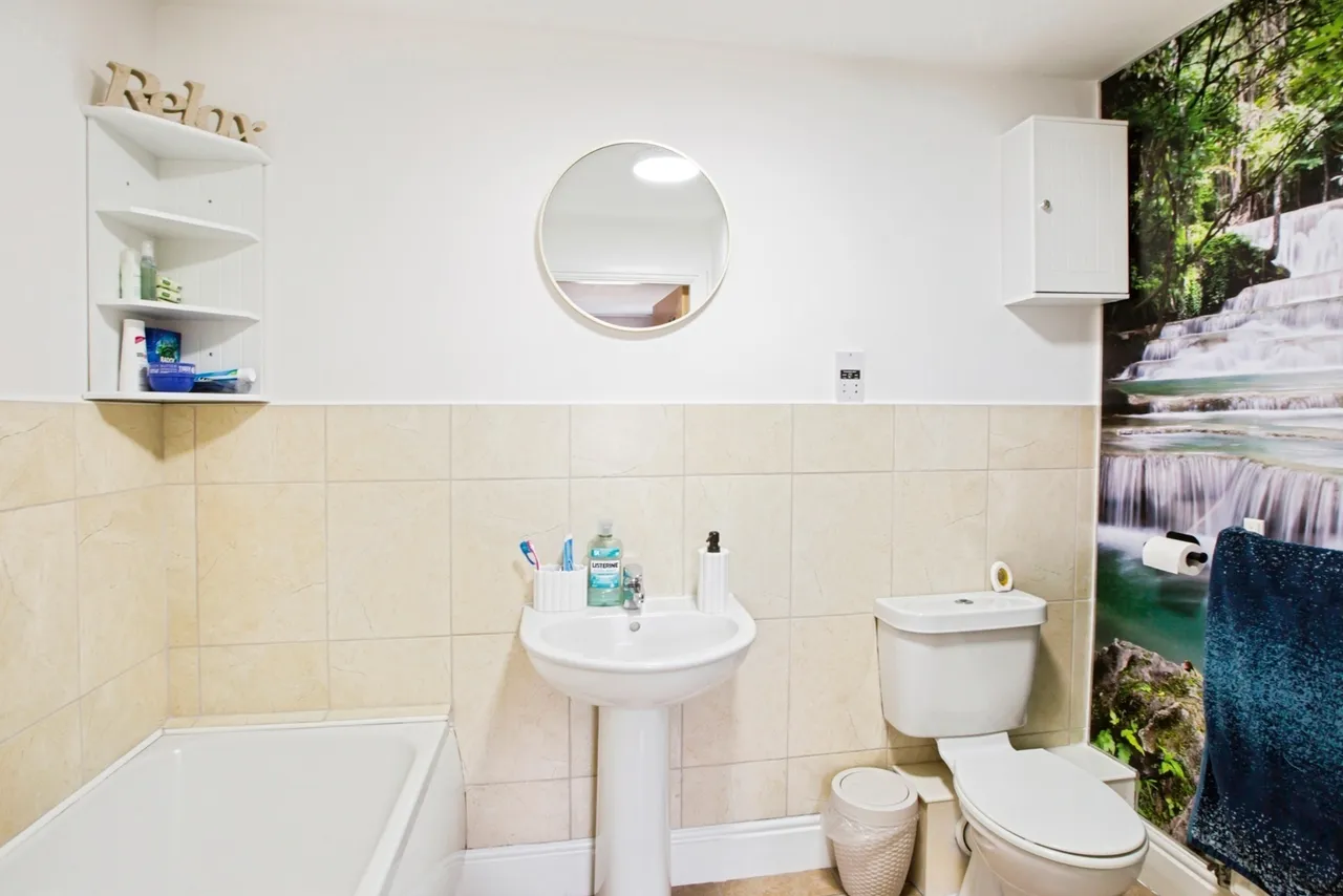 Queensway, Halifax, West Yorkshire, HX1, photo 22