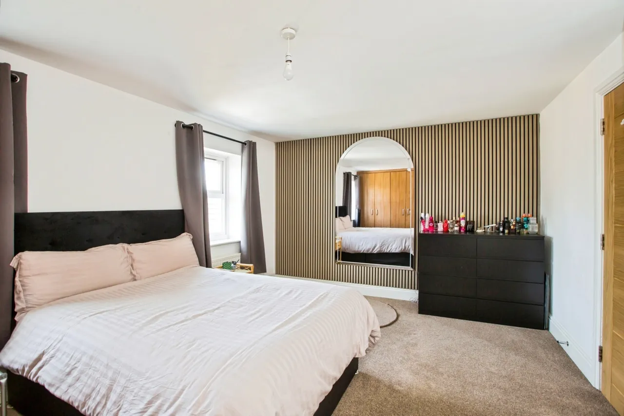 Queensway, Halifax, West Yorkshire, HX1, photo 27