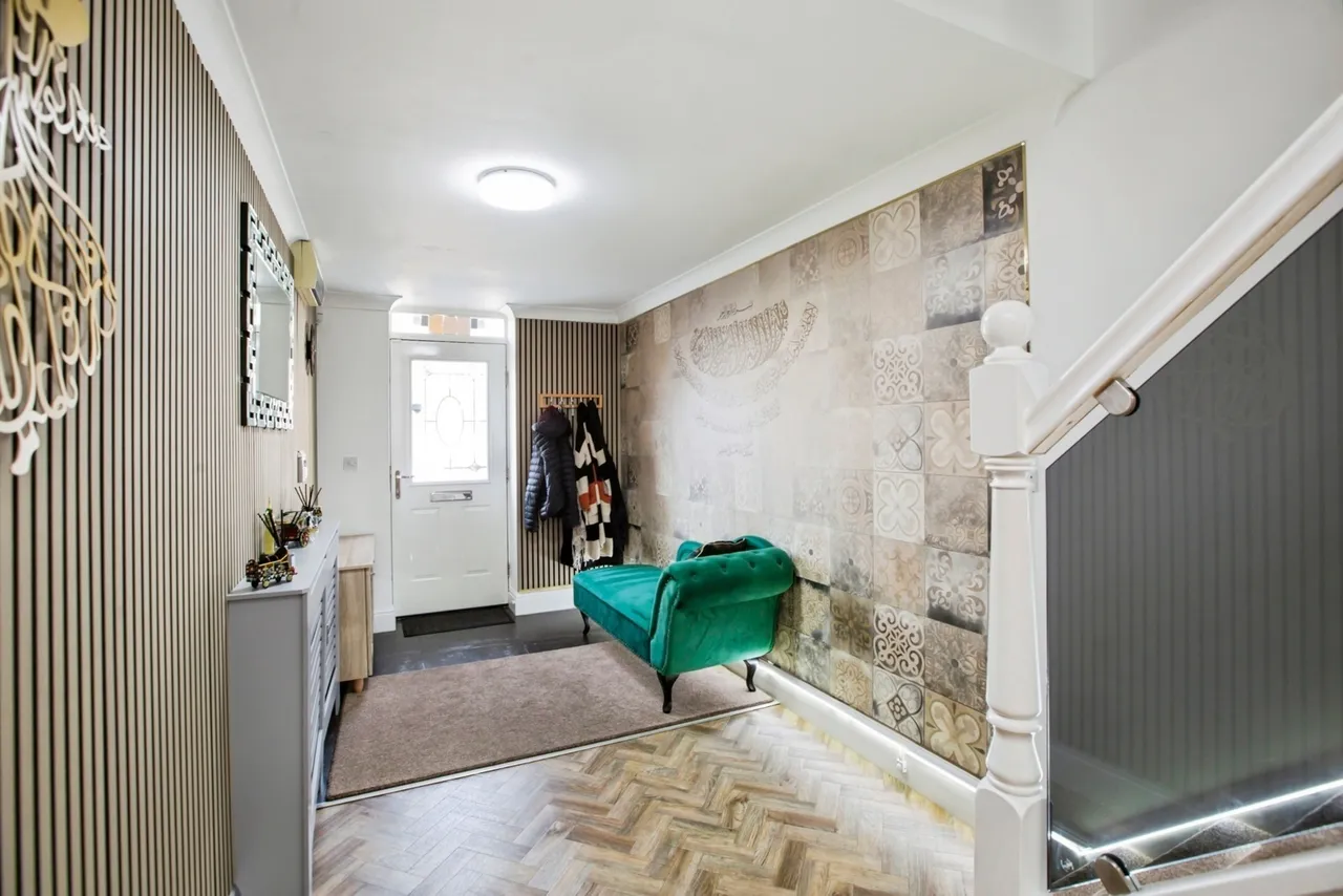 Queensway, Halifax, West Yorkshire, HX1, photo 8