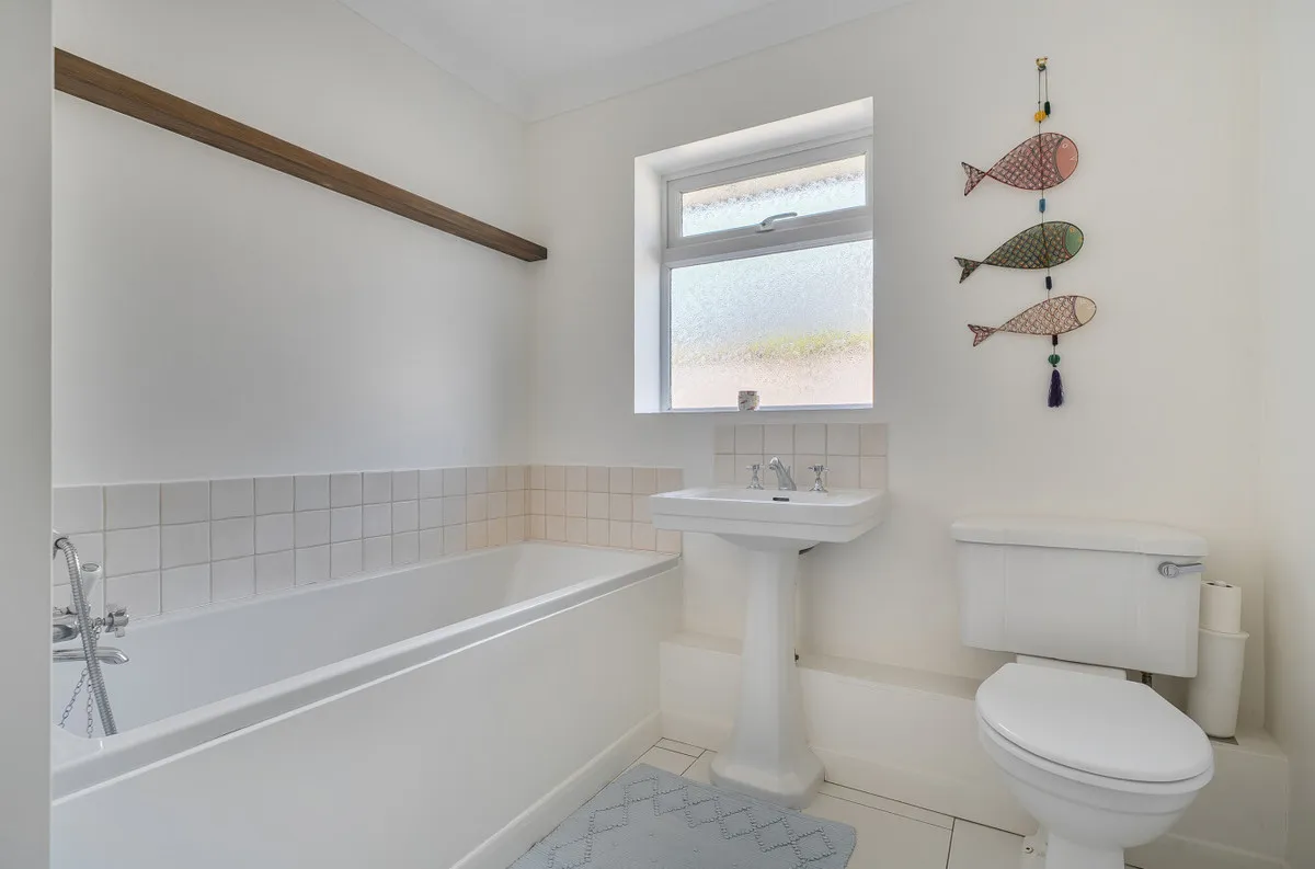 Thakeham, RH20 3ED, photo 9