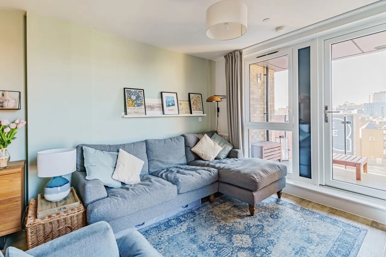 Marketfield Way, Redhill, RH1, photo 7