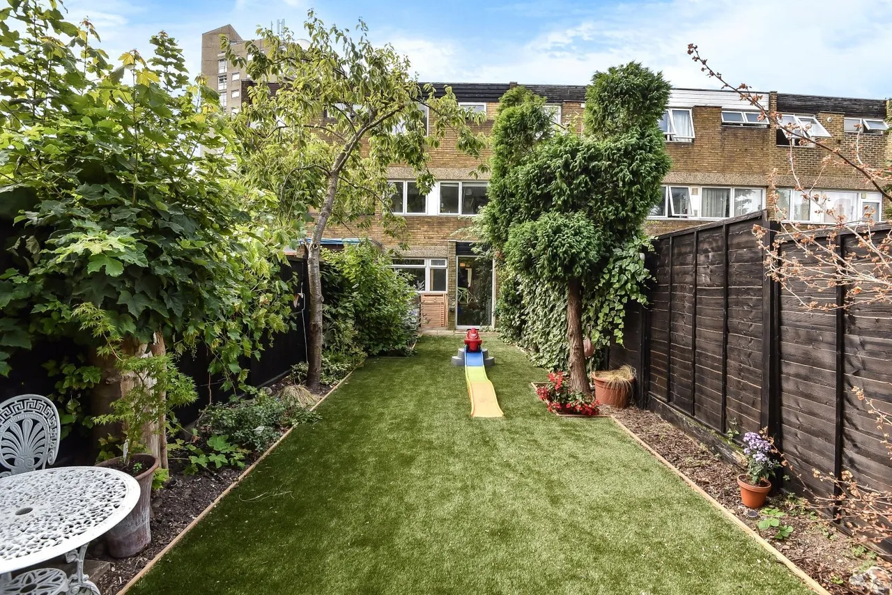 Hamilton Road, SE27, photo 16