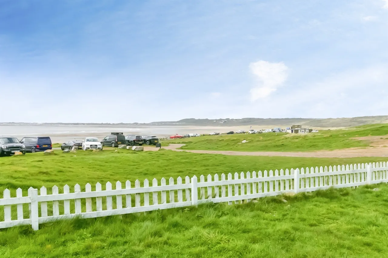 Ogmore By Sea, CF32, photo 21