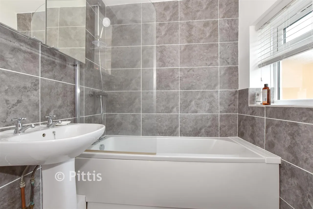 Nelson Street, Ryde, PO33, photo 8