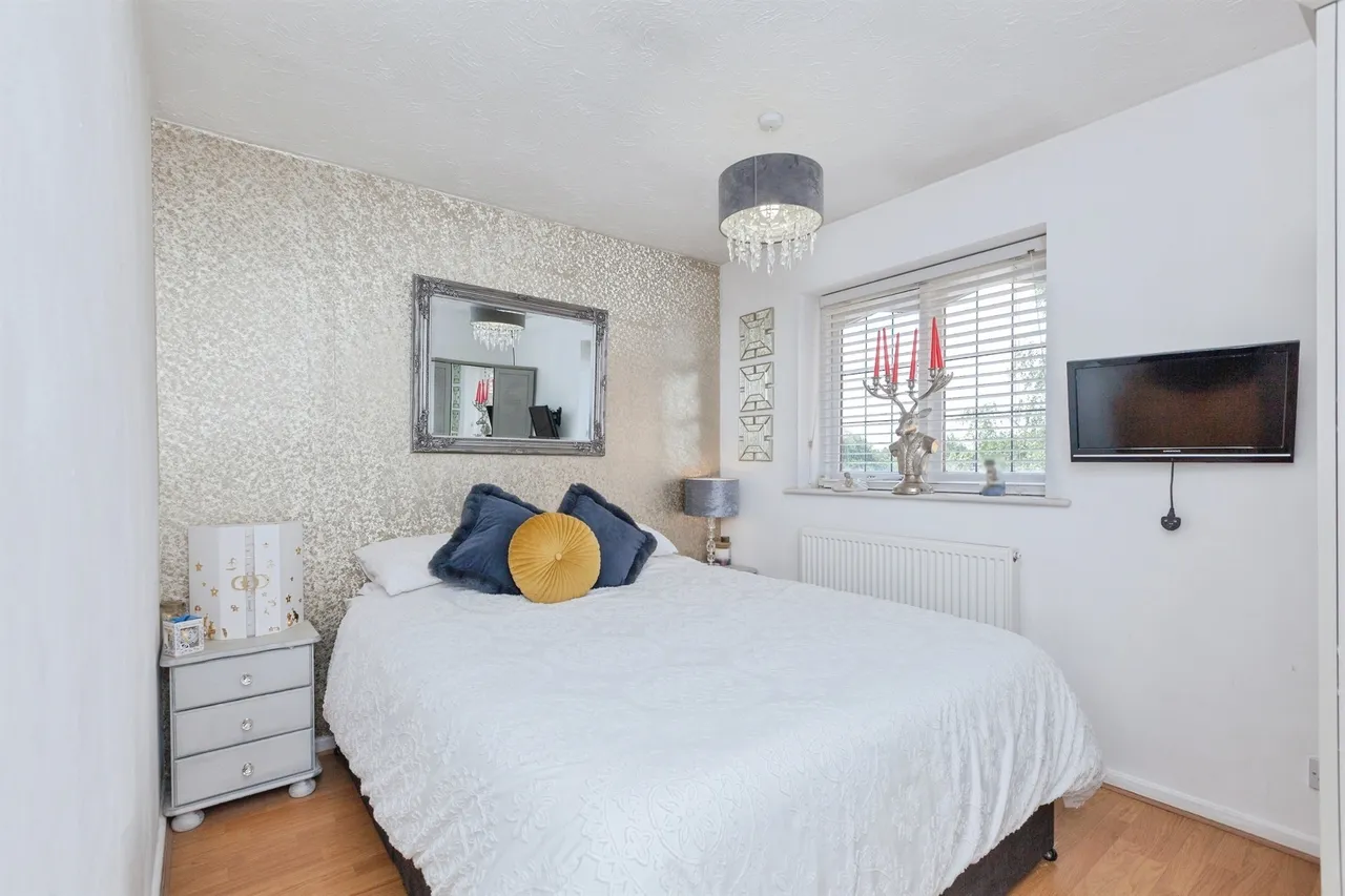 Elm Way, Hartshill, Nuneaton, photo 9