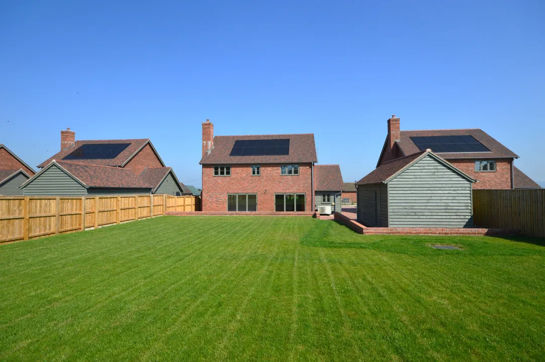 2 Maythorne Close, Leysters. NEW HOME, photo 40