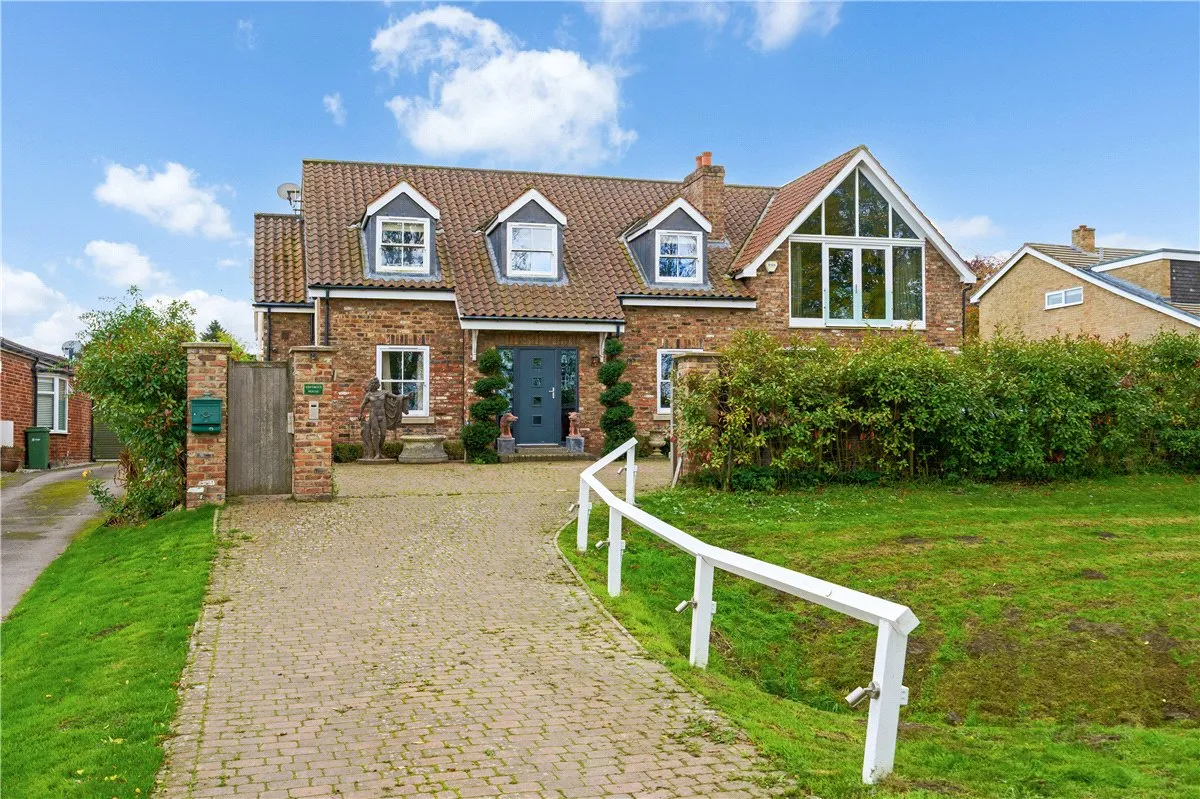 5 bed house to rent, Main Street, Upper Poppleton, YO26