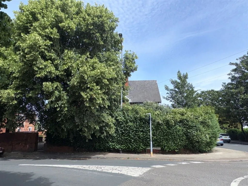 Eleanor Street, GRIMSBY, photo 11