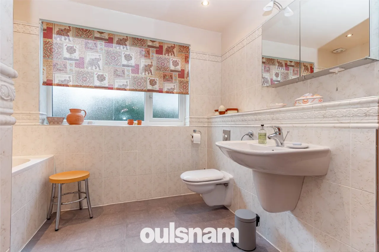 Rednal Road, Kings Norton, Birmingham, B38 8DR, photo 24