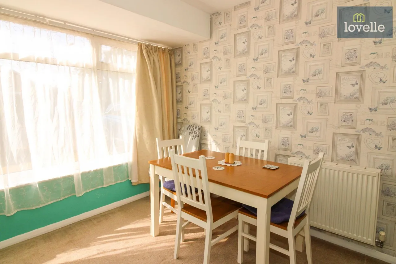Harewood Crescent, Louth, LN11, photo 7