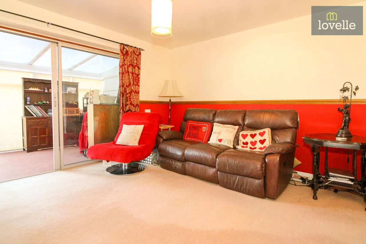 Harewood Crescent, Louth, LN11, photo 8