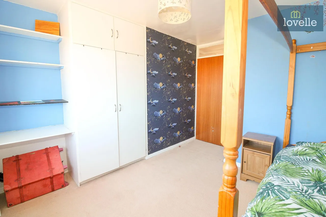 Harewood Crescent, Louth, LN11, photo 16