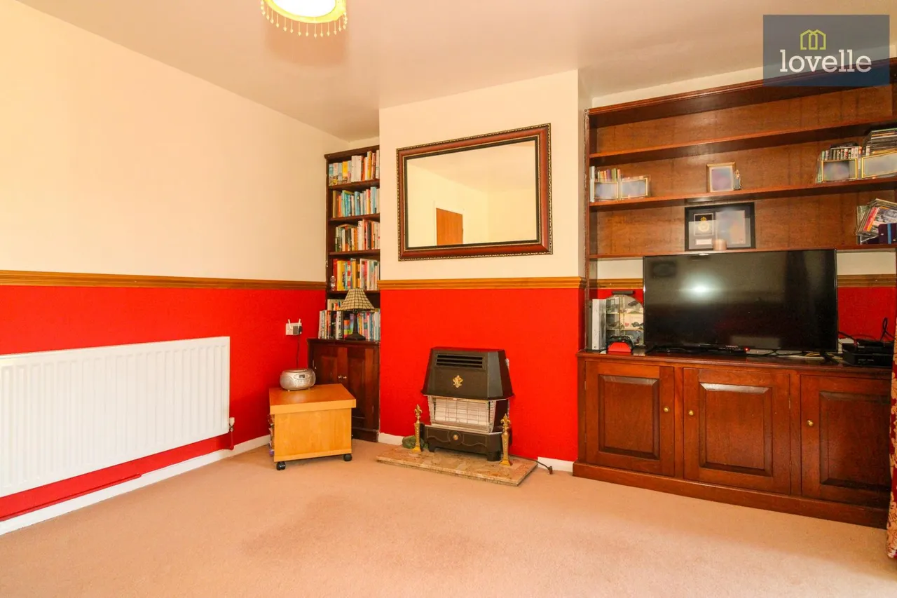 Harewood Crescent, Louth, LN11, photo 9
