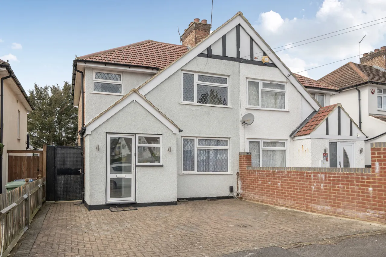 3 bed house for sale, Windsor Road, Harrow, HA3