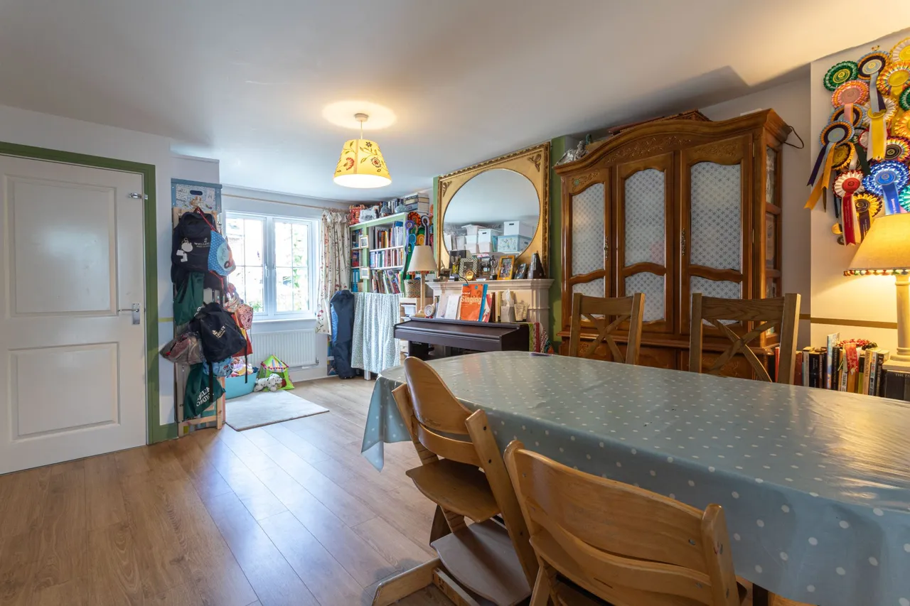 Damson Drive, Hartley Wintney, Hook, RG27 8WR, photo 6