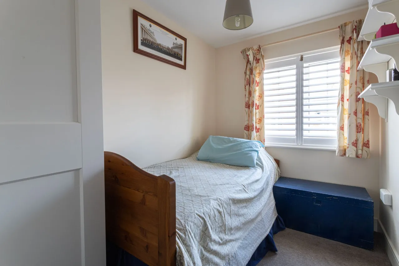 Damson Drive, Hartley Wintney, Hook, RG27 8WR, photo 10