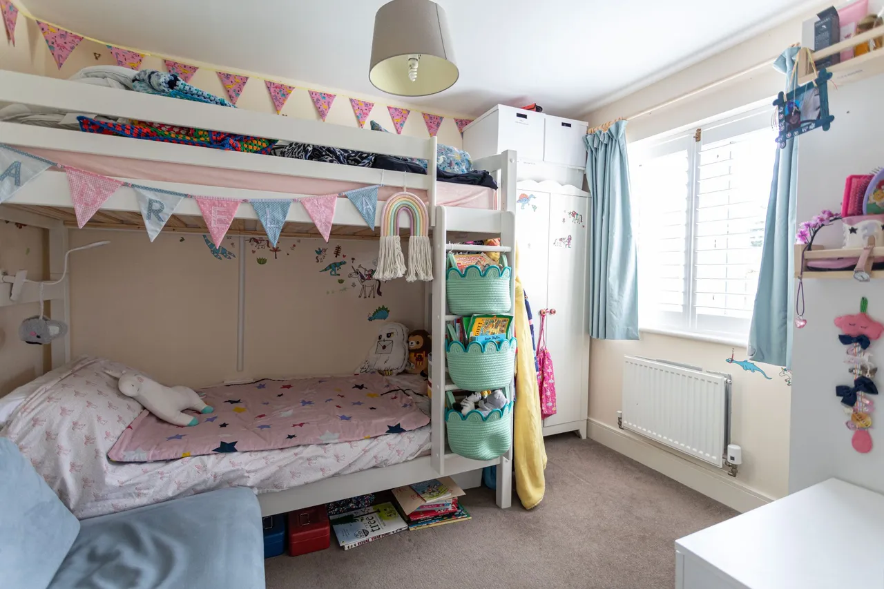 Damson Drive, Hartley Wintney, Hook, RG27 8WR, photo 9