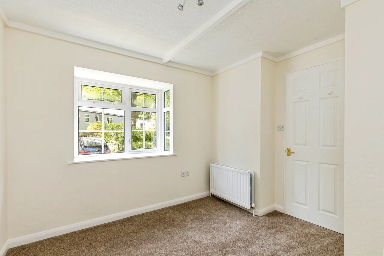 Woodpecker Way, Turners Hill Park, RH10, photo 13