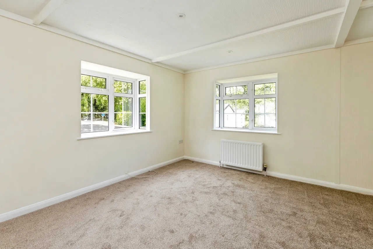 Woodpecker Way, Turners Hill Park, RH10, photo 6