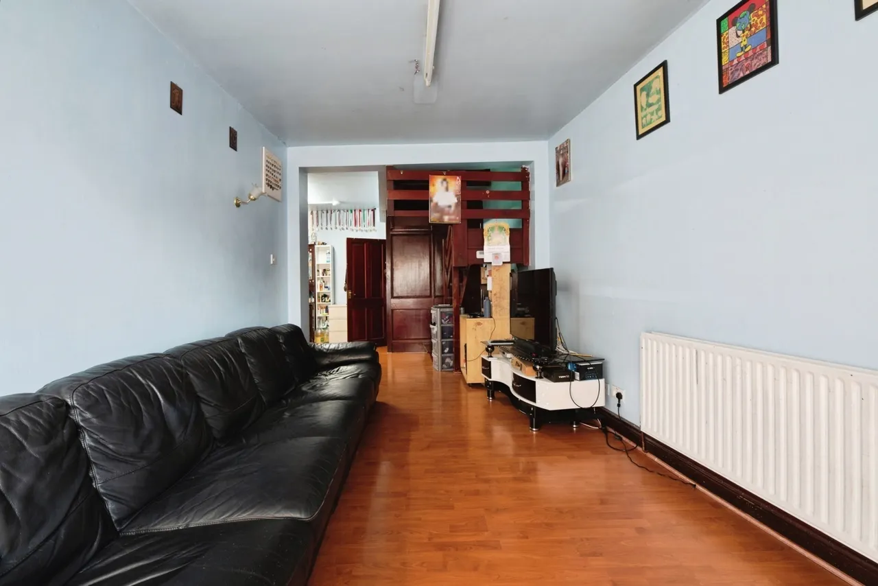 Parkhurst Road, Walthamstow, E17, photo 2