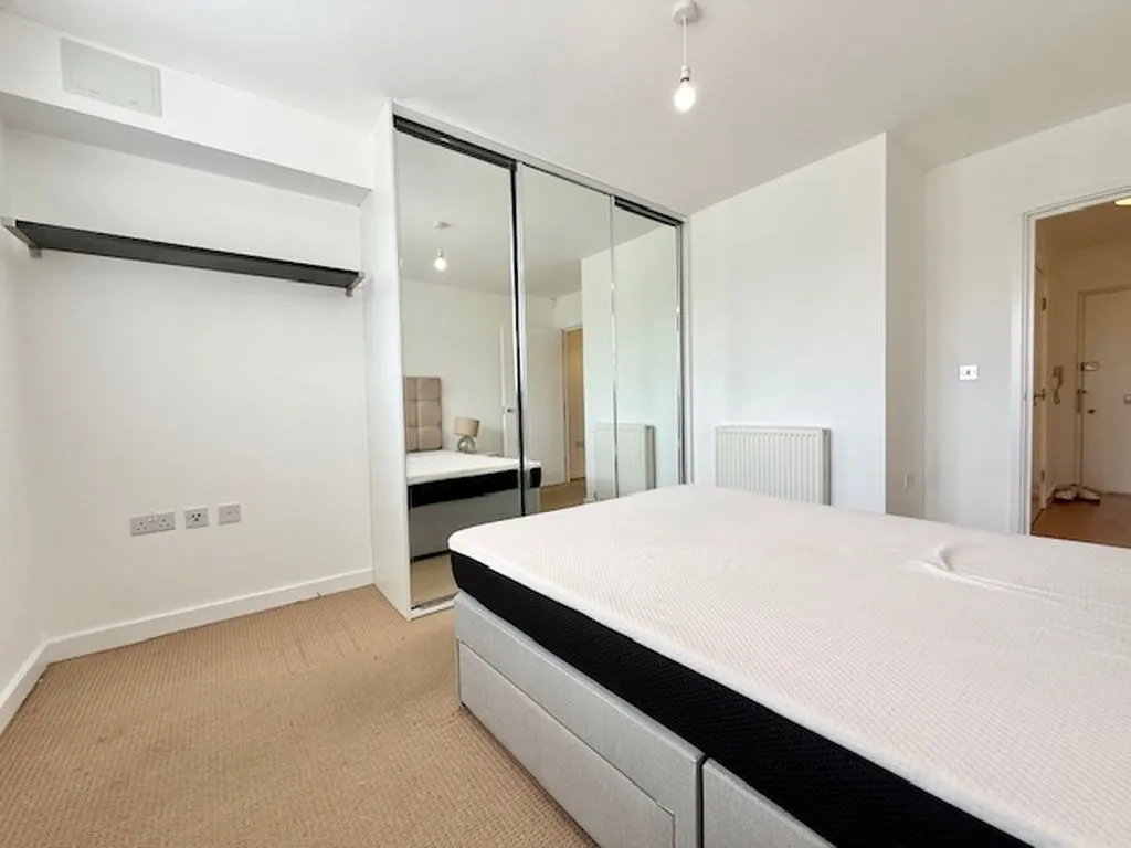 Chadbourn Street, London E14 6QP, photo 6