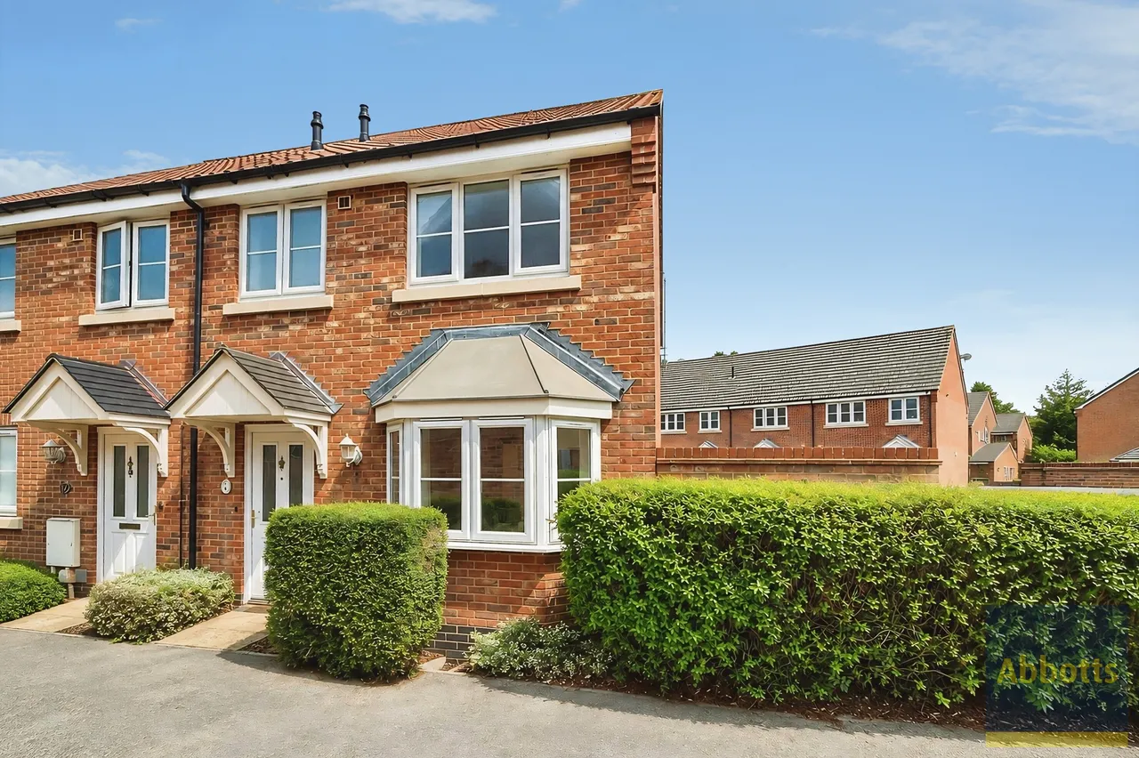 3 bed house to rent — Arnold Pitcher Close, NR28