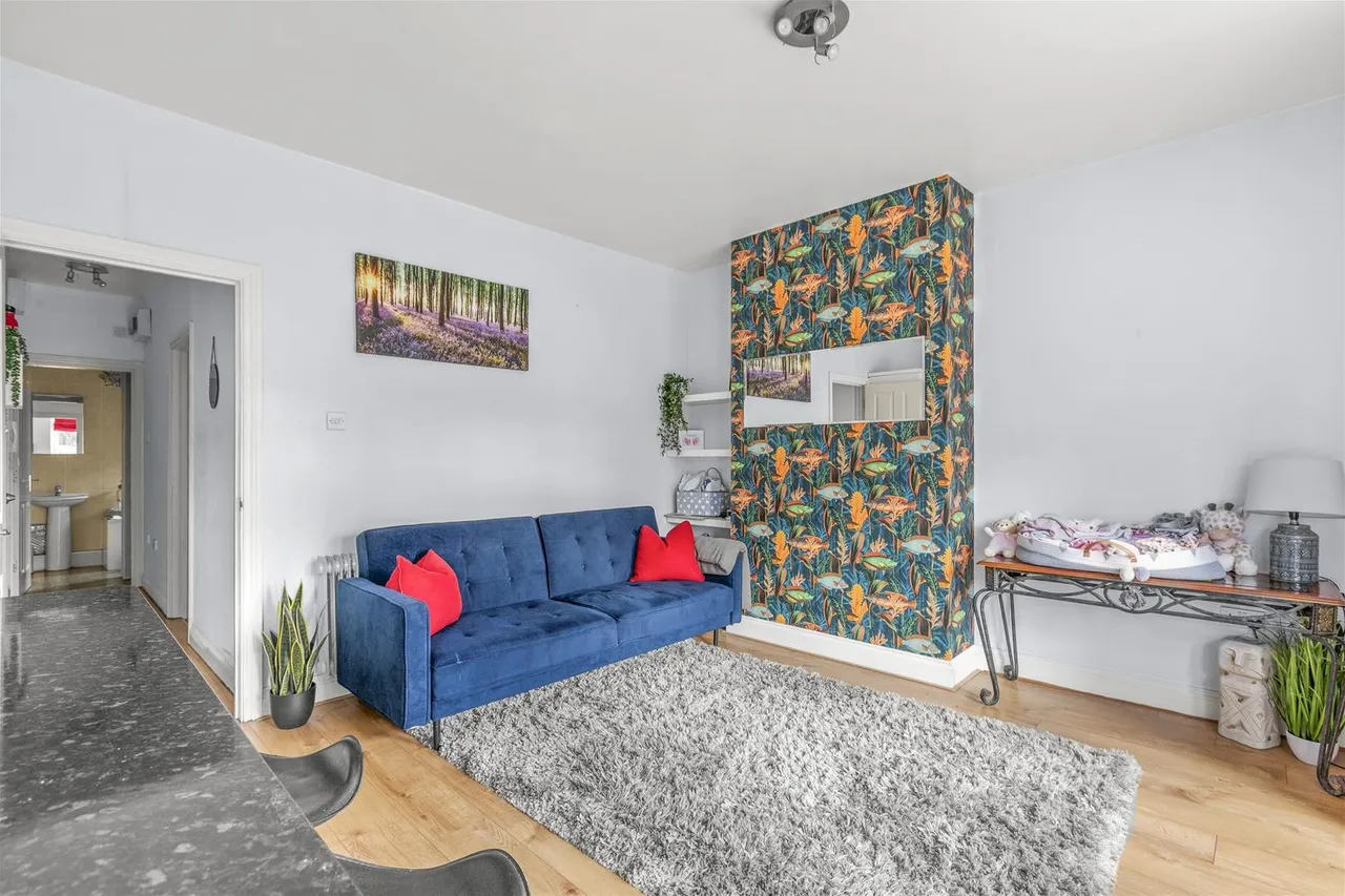 London Road, High Wycombe, HP11, photo 9