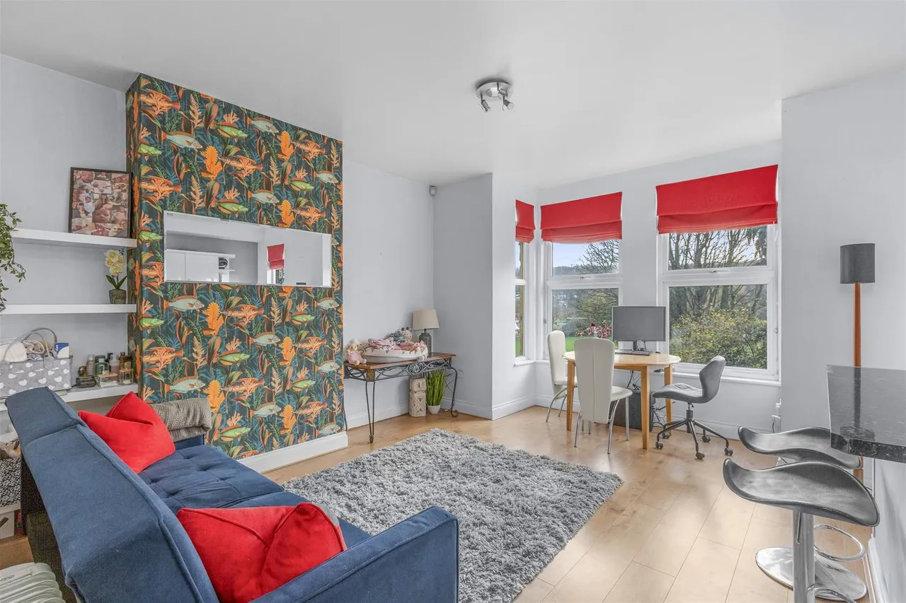 London Road, High Wycombe, HP11, photo 2