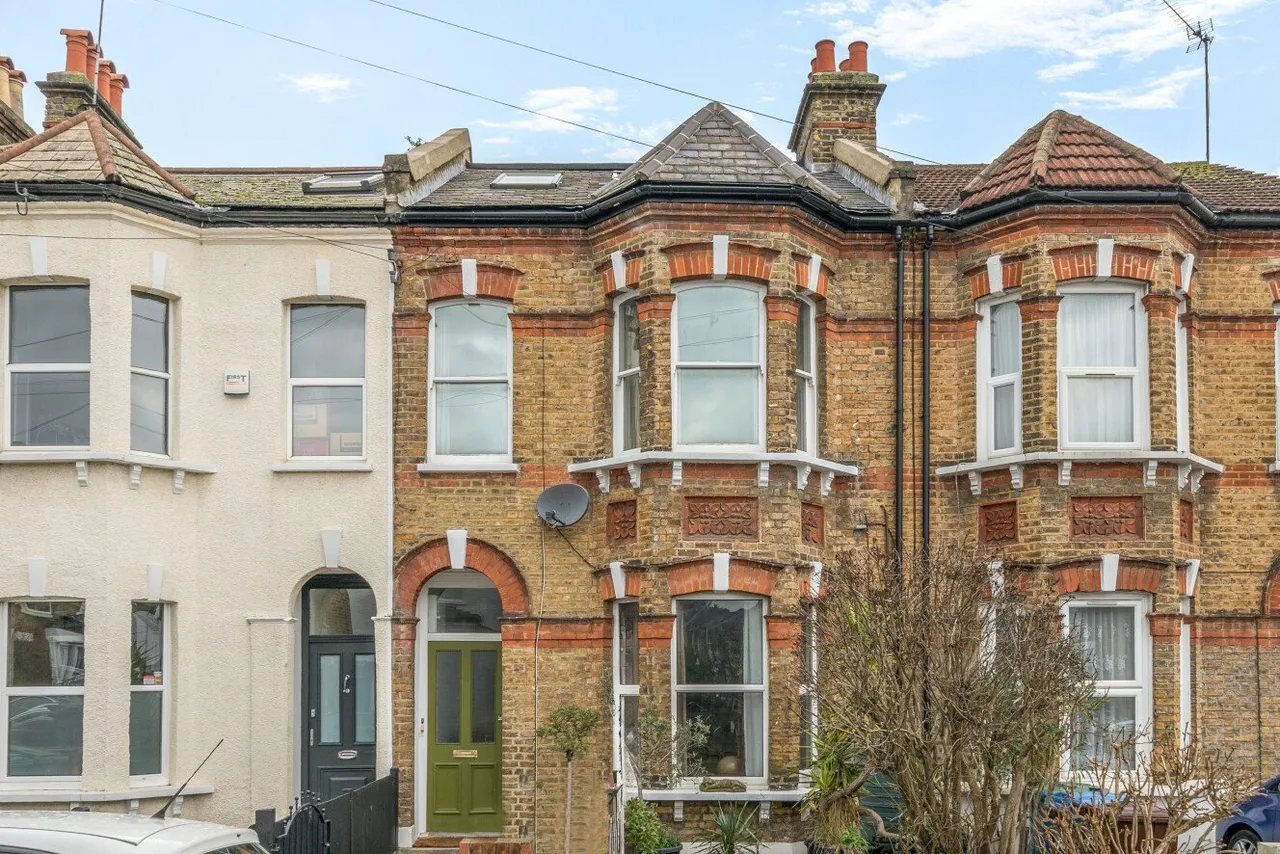 3 bed flat for sale — Dunstans Road, East Dulwich, London, SE22