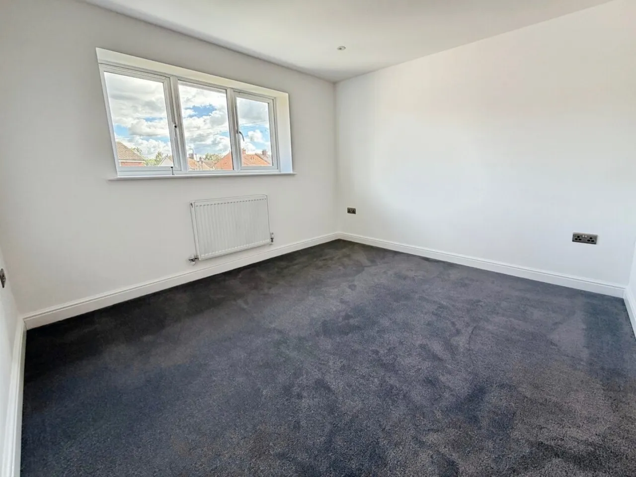 Oldfield Road, Westbury, photo 9