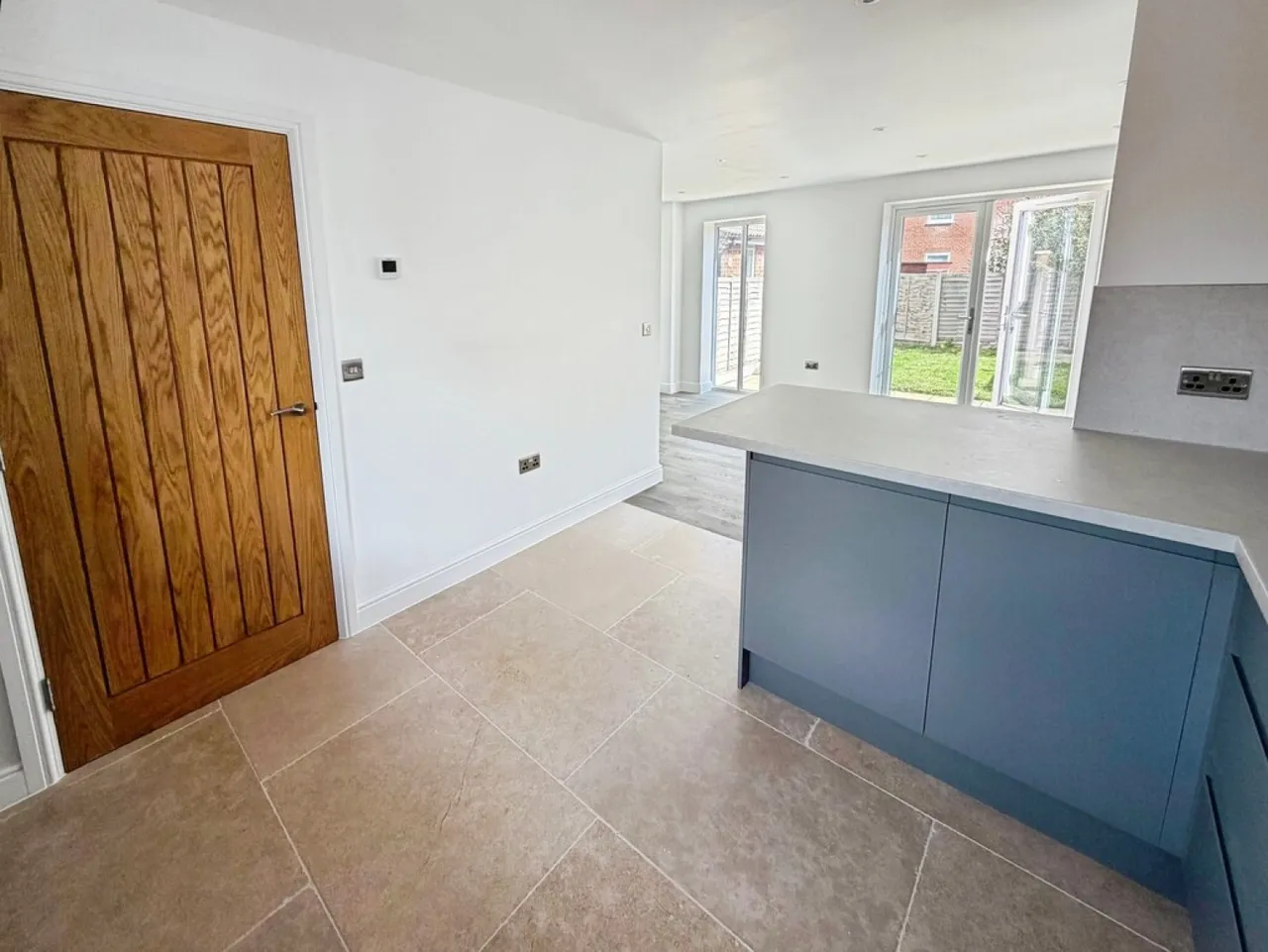 Oldfield Road, Westbury, photo 7