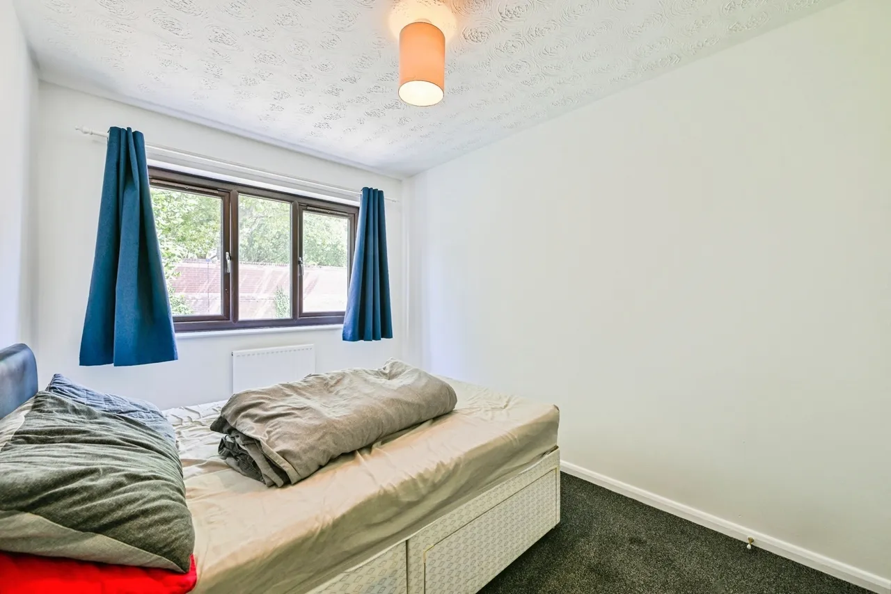 Bedarra Grove, NOTTINGHAM, Nottinghamshire, NG7, photo 7