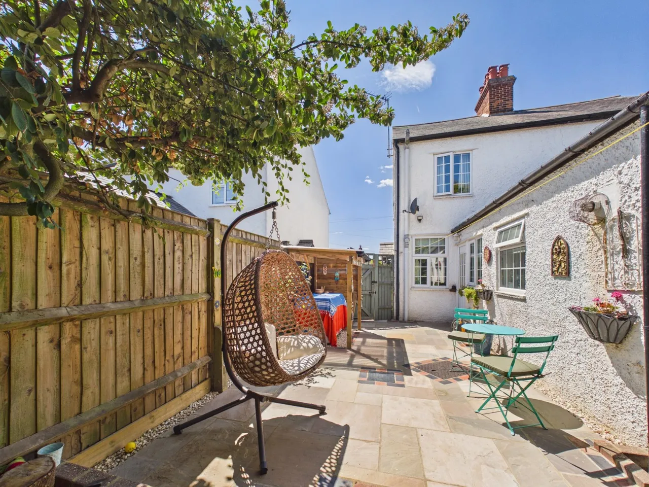 Georges Drive, Flackwell Heath, HP10, photo 13