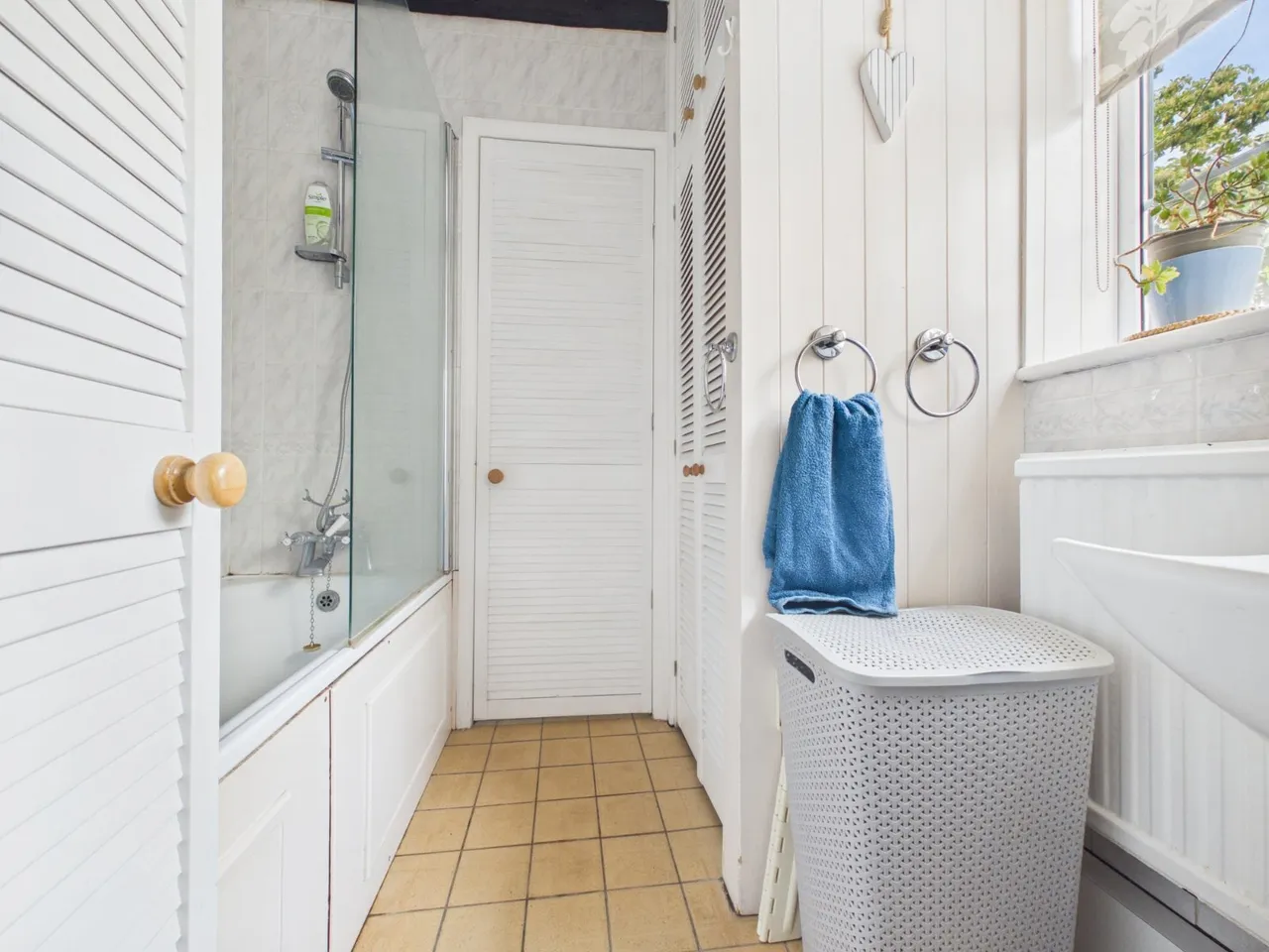Georges Drive, Flackwell Heath, HP10, photo 9
