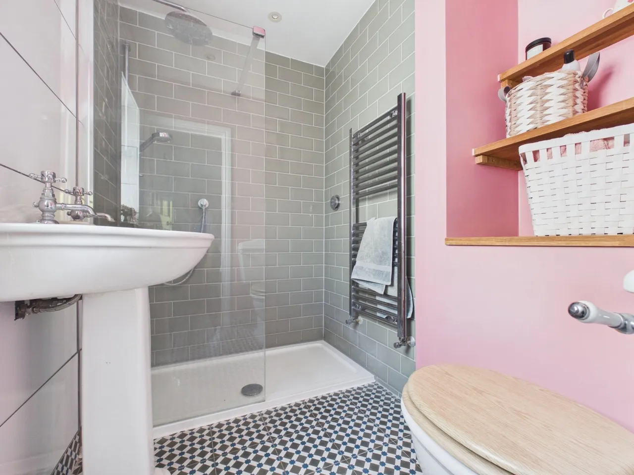 Georges Drive, Flackwell Heath, HP10, photo 11