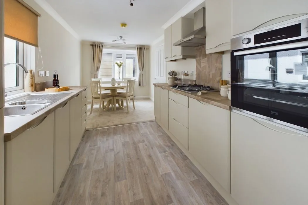 Elm Grove Park, Thatcham, RG18, photo 3