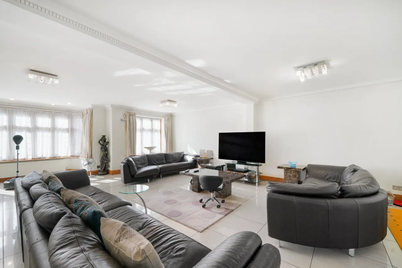 Sudbury Court Drive , Harrow , HA1 3ST, photo 4