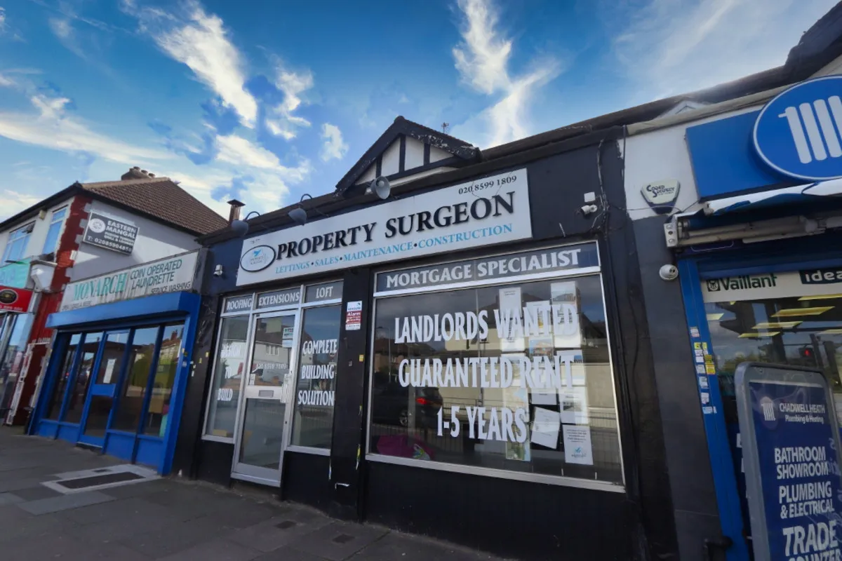 Chadwell Heath Lane, Romford, Essex, RM6 4NP, photo 8
