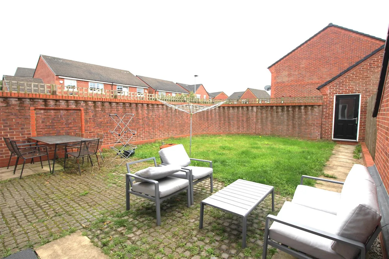 Common Alder Way, Manchester, M9 7GP, photo 16