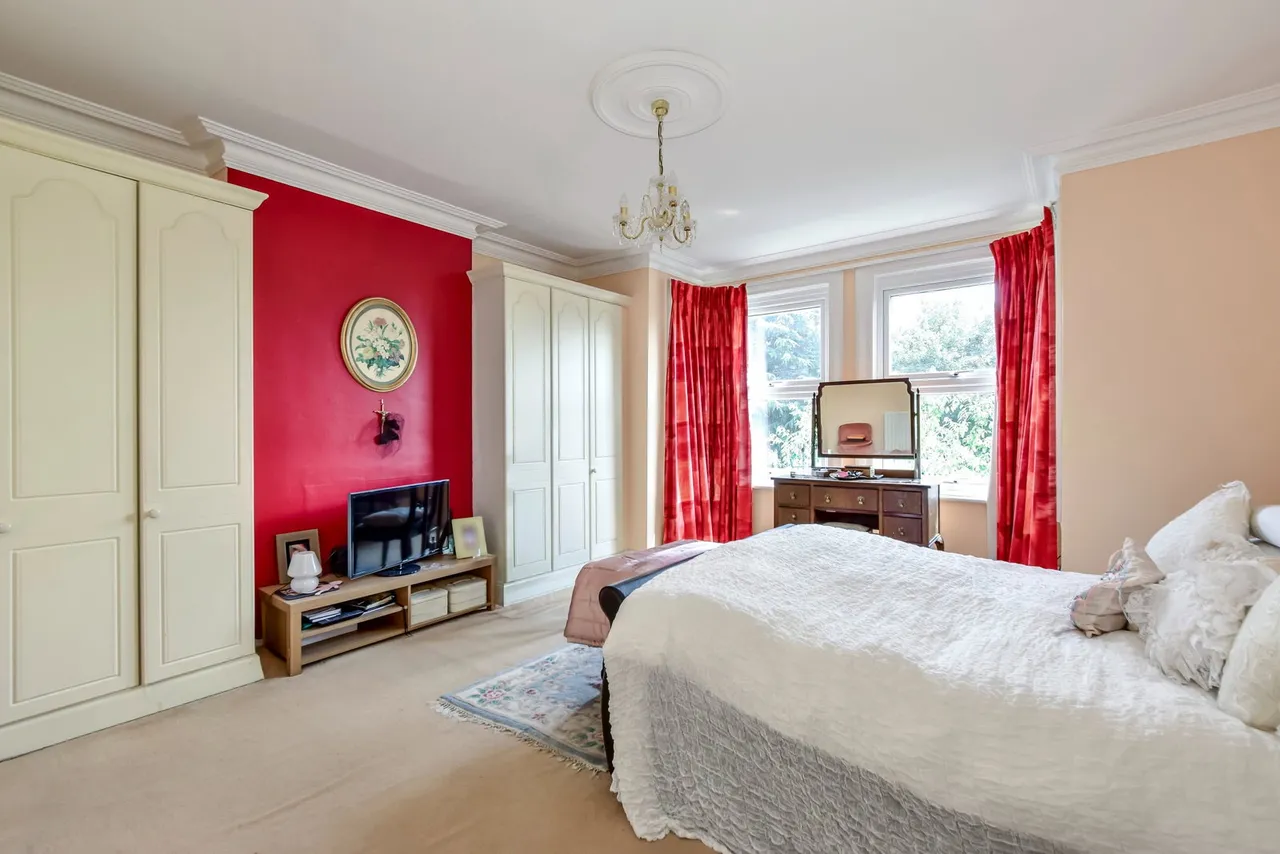 Chester Road, Northwood, HA6, photo 6