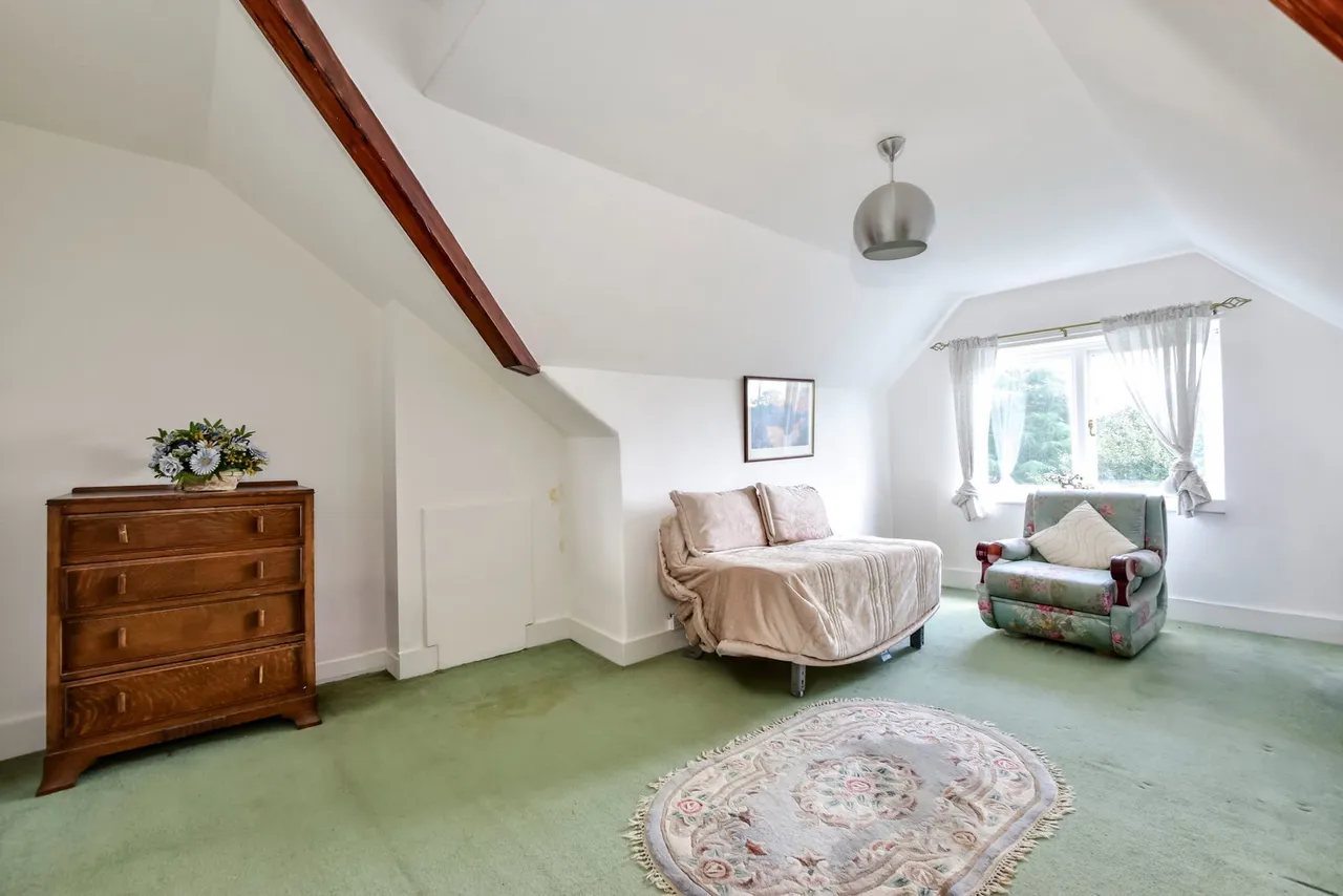 Chester Road, Northwood, HA6, photo 7