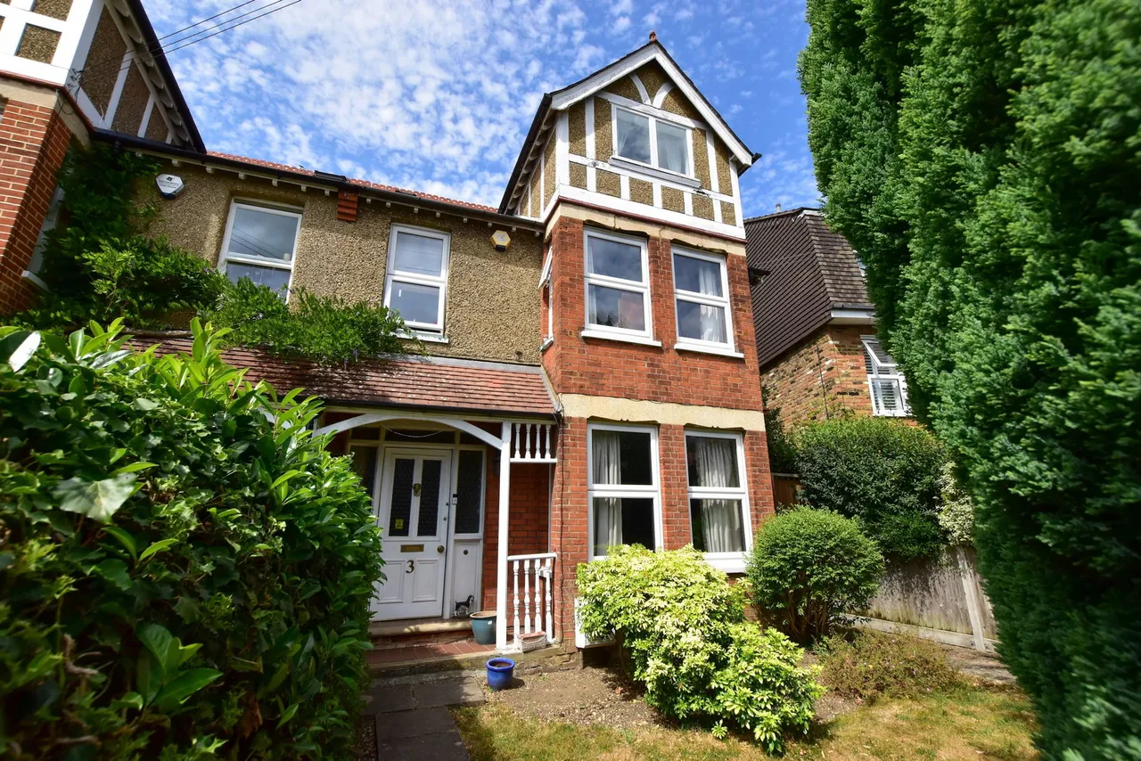 5 bed house for sale, Chester Road, Northwood, HA6