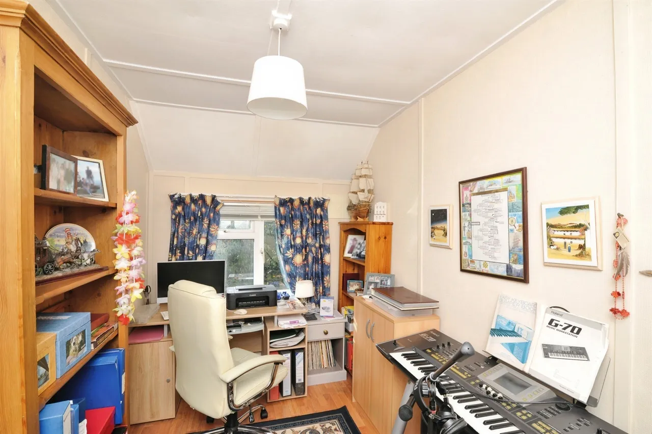 Pett Level Road, Fairlight, TN35, photo 12