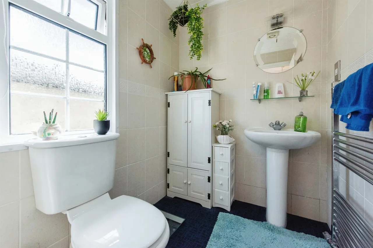 The Firs, Bury St. Edmunds, IP33, photo 9