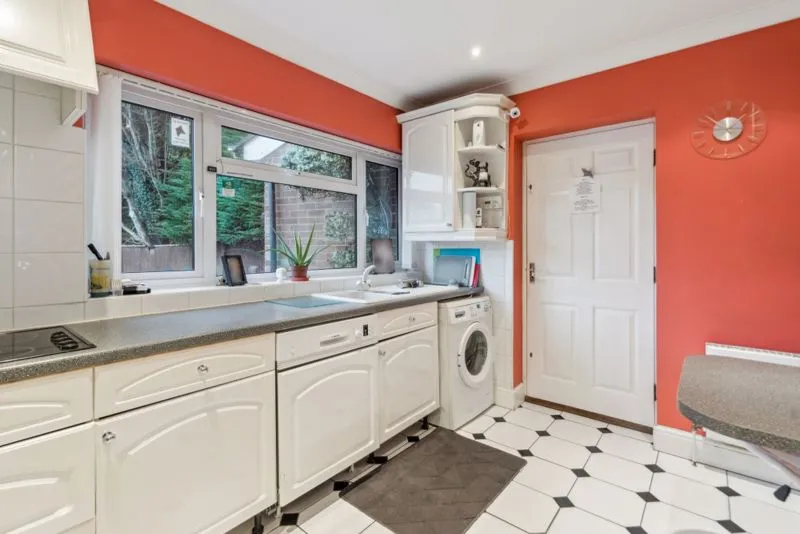 Cressington Place, Bourne End SL8 5SN, photo 8