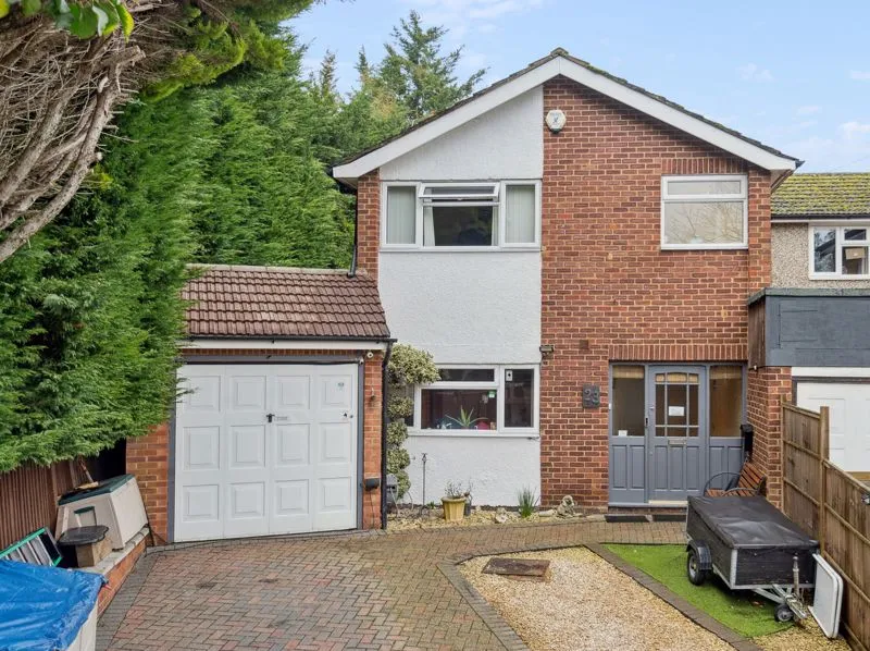 3 bed house for sale — Cressington Place, Bourne End SL8 5SN